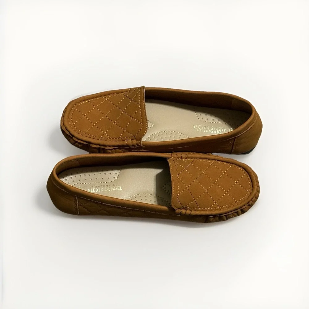 Comfort by Alexis Bendel Quilted Driving Loafers Cognac Brown Slip On Womens 10W
